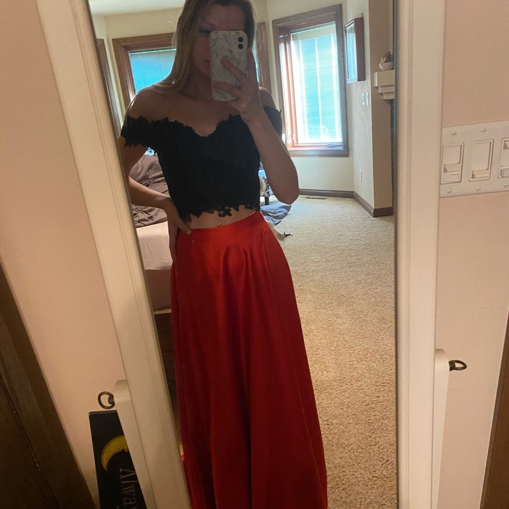 Prom dress! - Picture 2 of 5